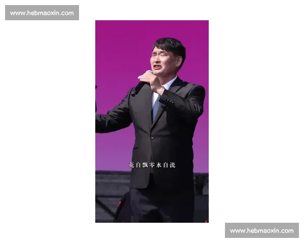 朱之文首次登台比赛精彩瞬间震撼全场展现独特歌唱魅力